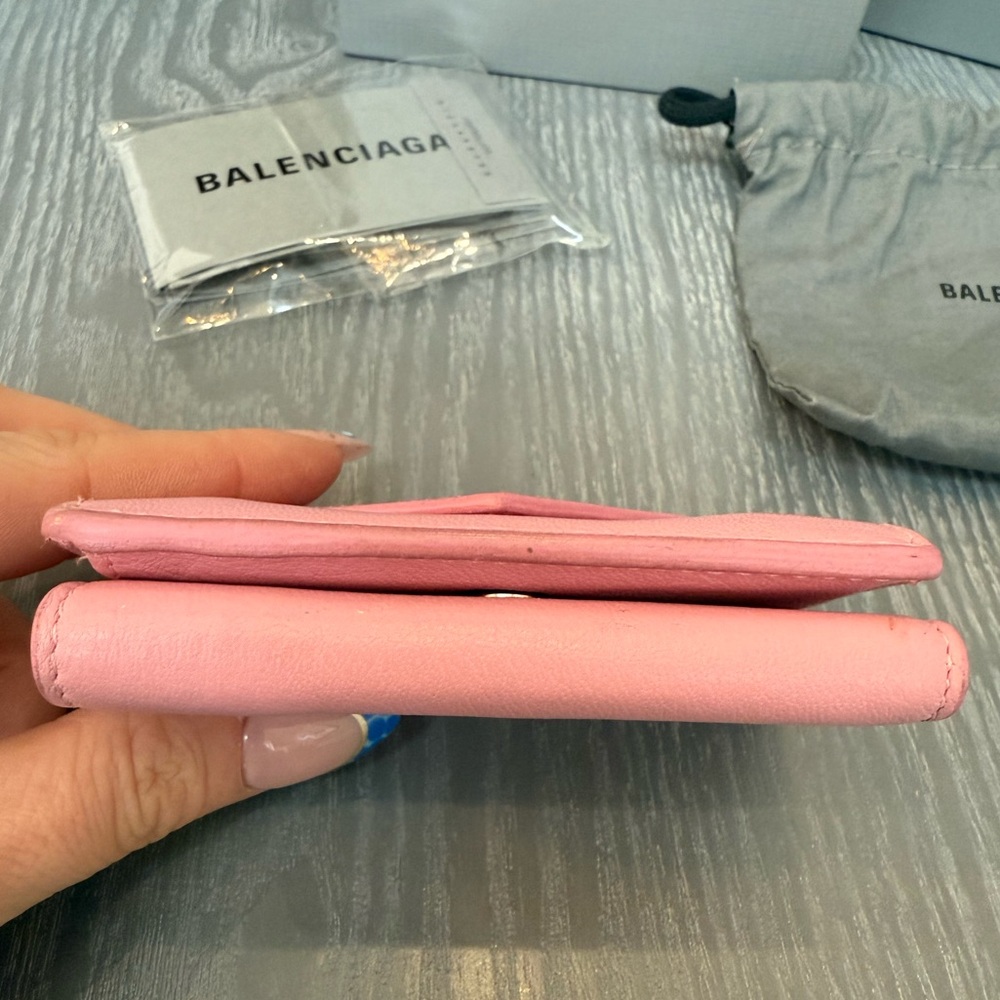 BALENCIAGA Pink Papier Leather Compact Wallet — full inclusion - Picture 3 of 10